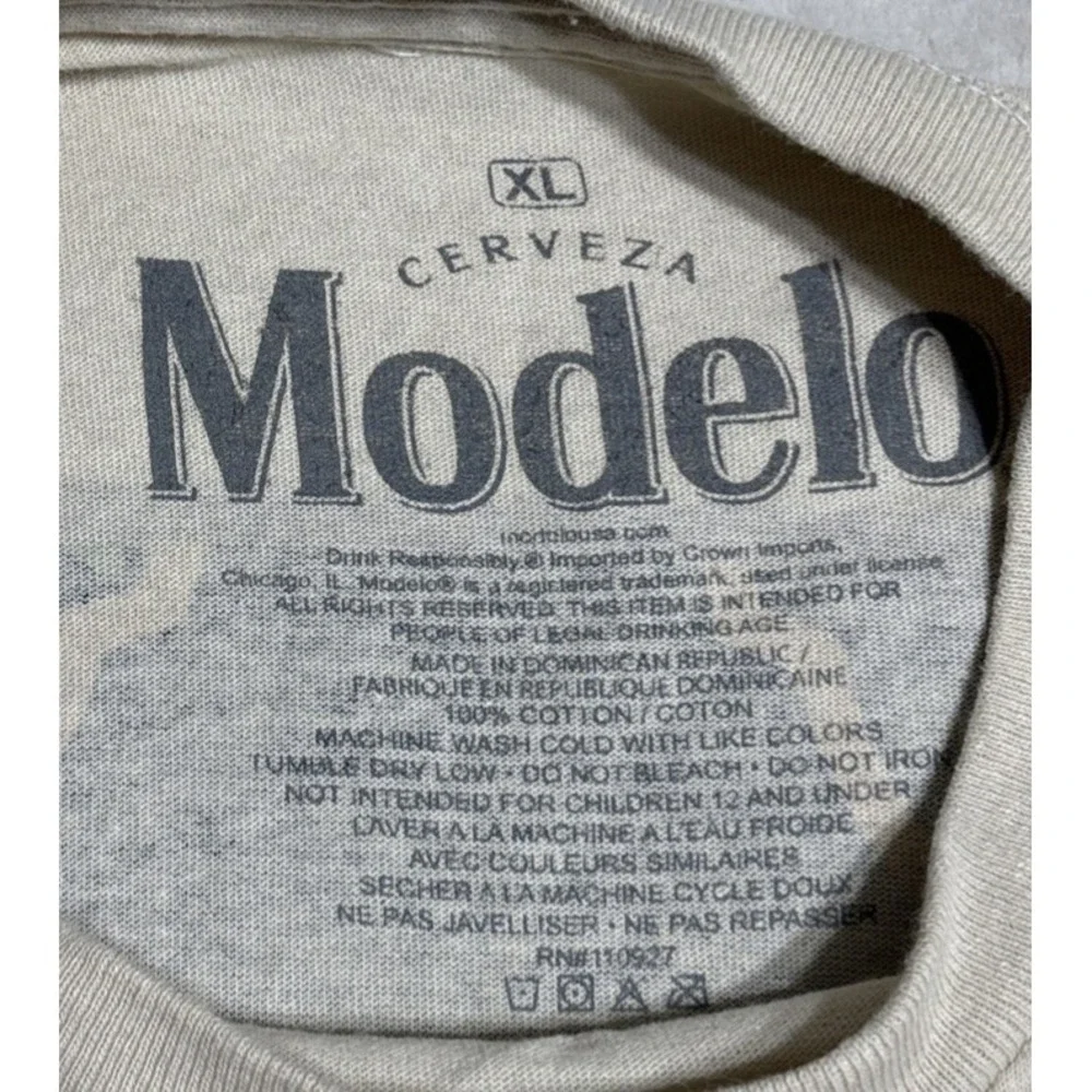 Modelo Cerveza T Shirt Men's Size XL Beige Short Sleeve Beer